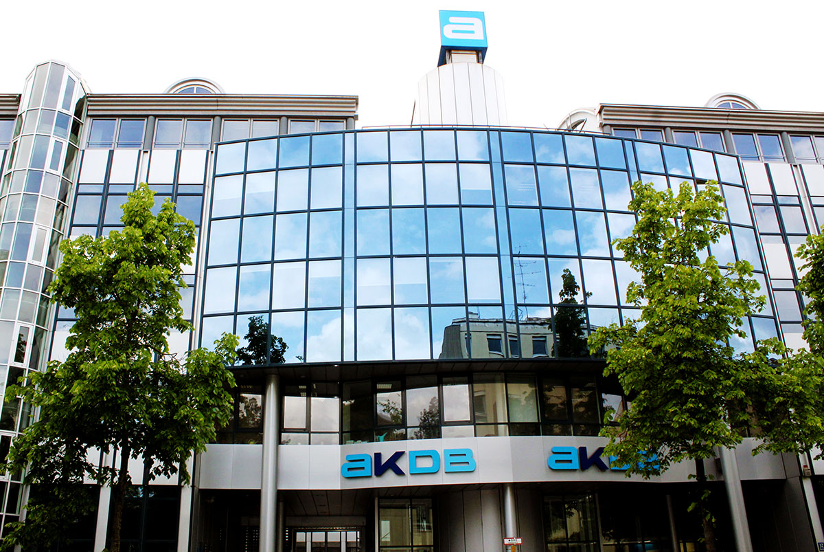 Leider haben wir keinen Alternativtext zu diesem Bild, aber wir arbeiten daran.